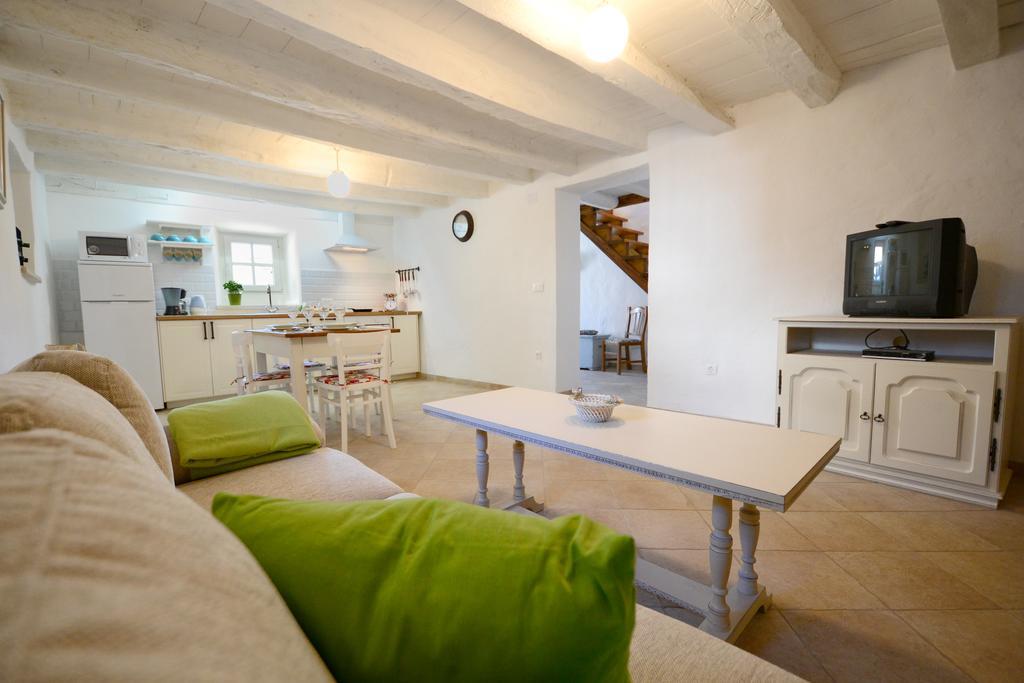 Holiday Home Nono Frane Lindar Стая снимка